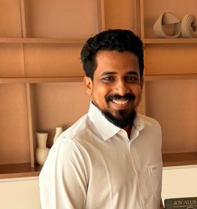 Portrait of Akshay Muralidharan